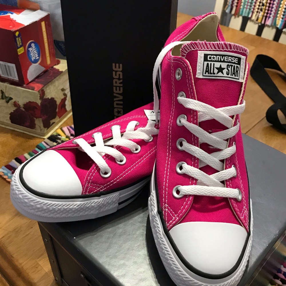 Converse Pink Sneakers